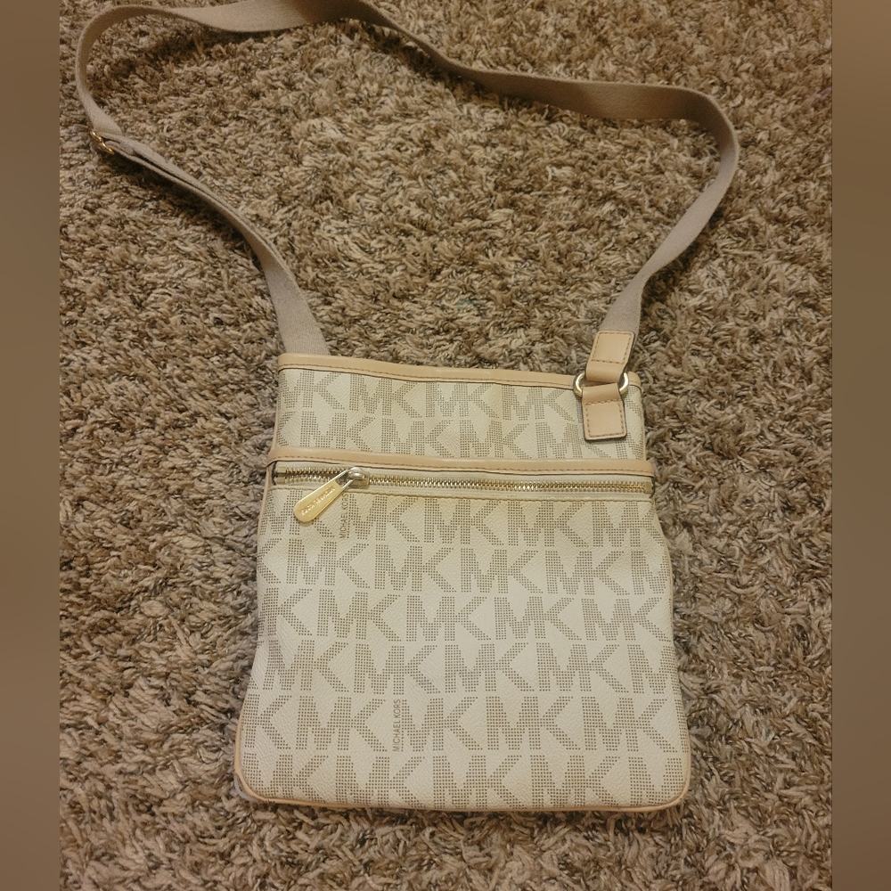 Michael Kors Crossbody